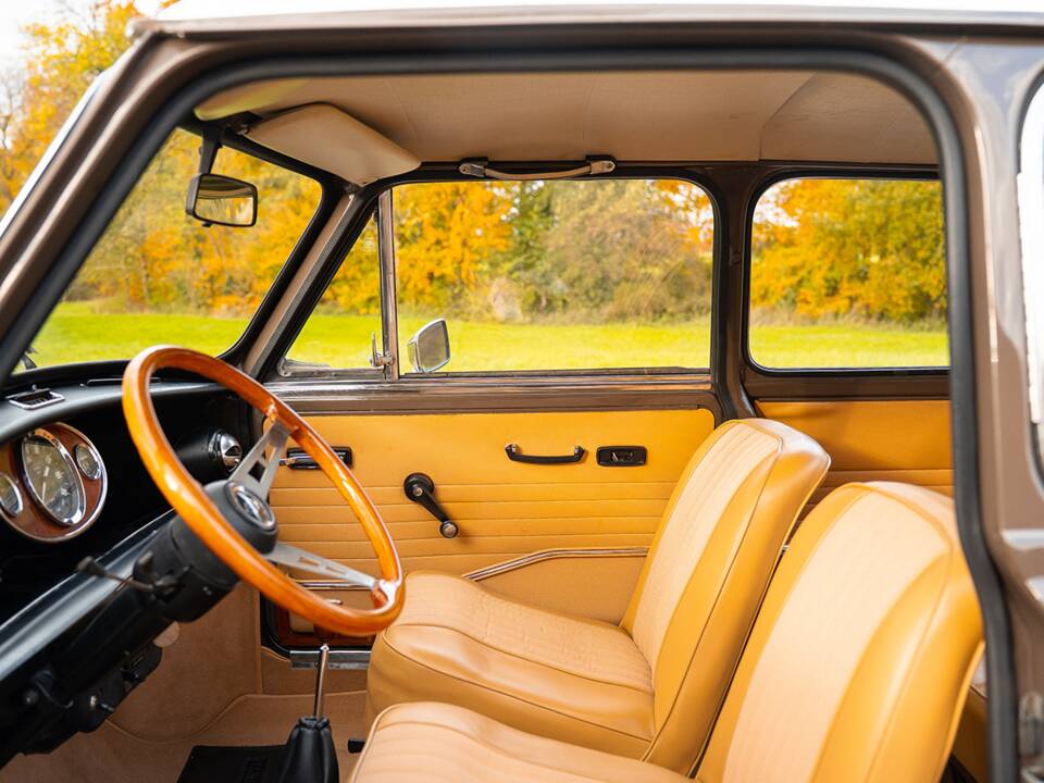 Immagine 20/36 di Innocenti Mini 1001 Export (1972)