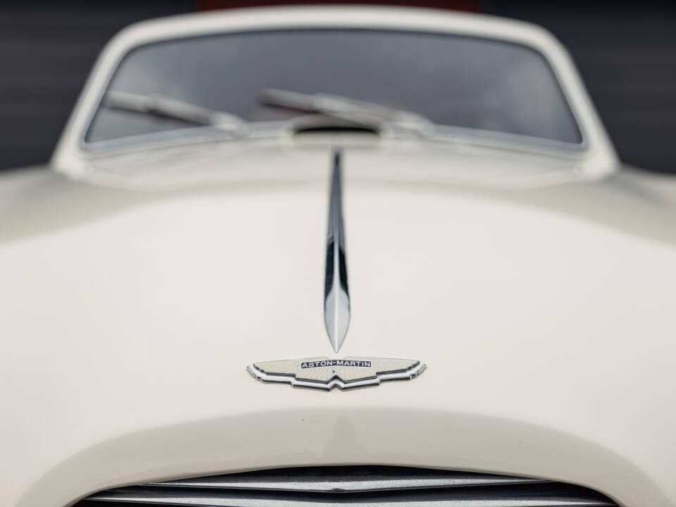 Imagen 5/53 de Aston Martin DB 2&#x2F;4 Mk I (1955)