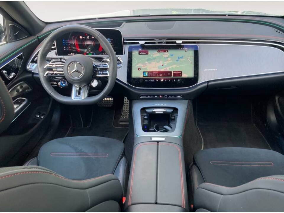 Image 5/11 of Mercedes-Benz E 53 AMG Hybrid 4MATIC (2025)