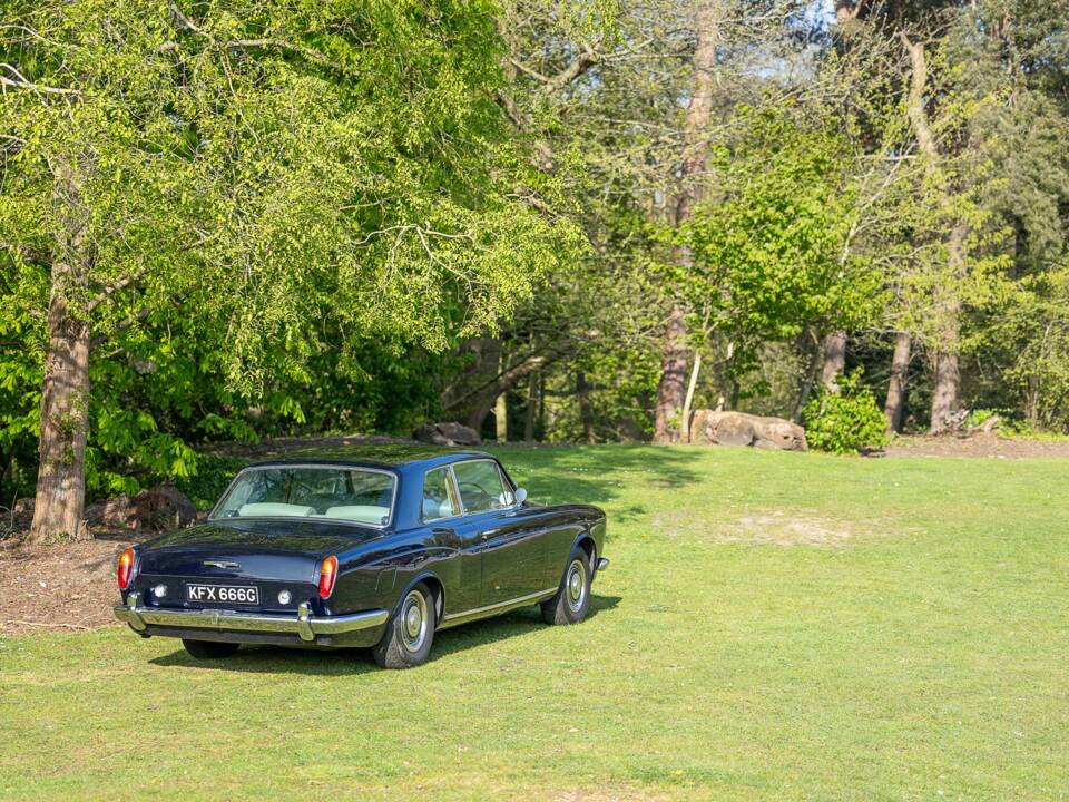 Image 10/50 of Rolls-Royce Silver Shadow I (1968)