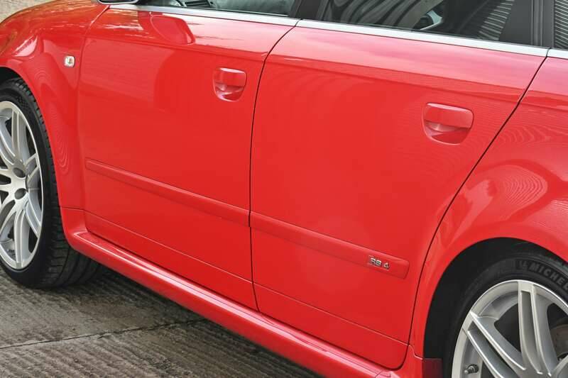 Image 29/50 of Audi RS4 (2006)