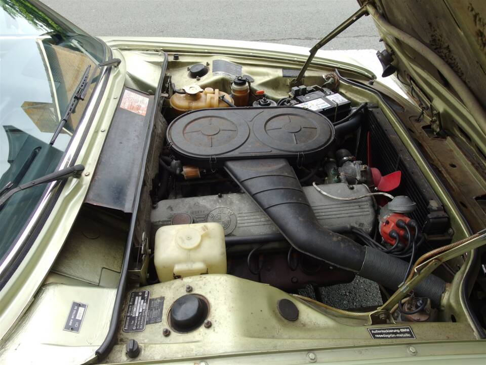 Image 82/95 de BMW 2500 (1977)