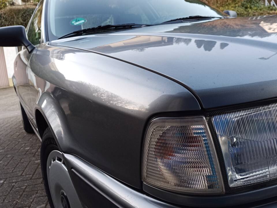 Bild 3/8 von Audi 80 - 2.0 E (1994)