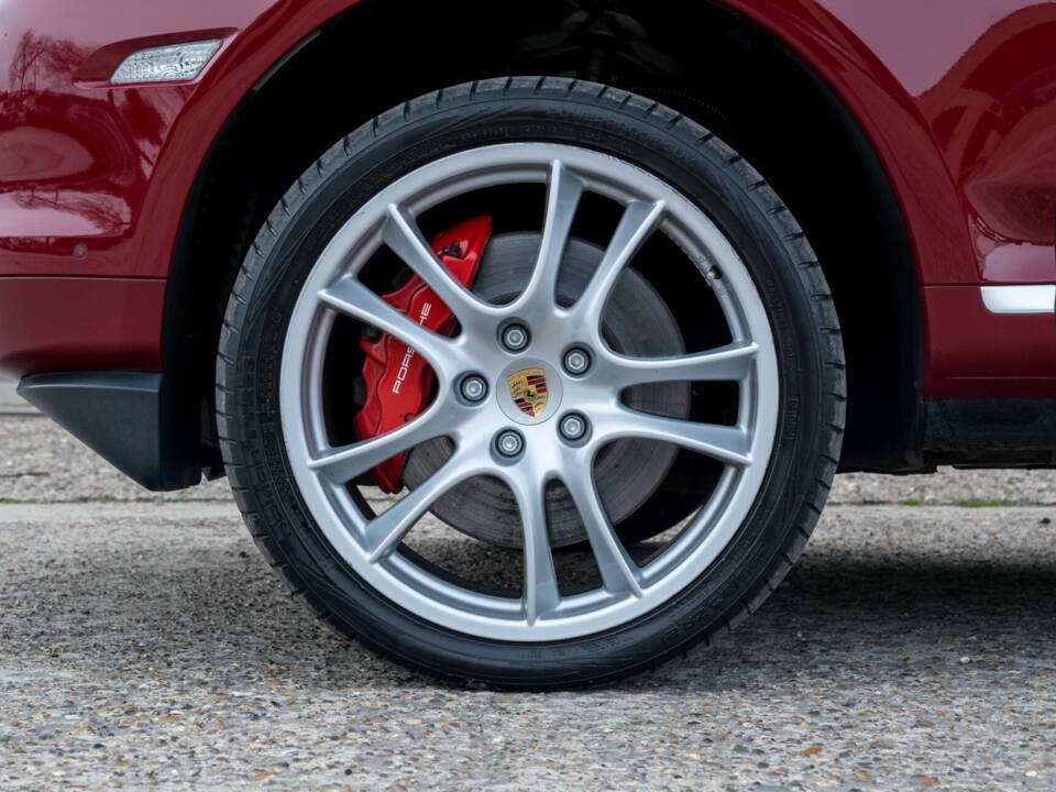 Image 16/45 of Porsche Cayenne Turbo (2009)
