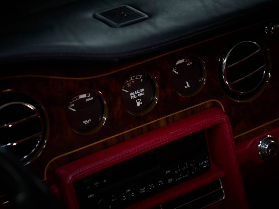 Imagen 62/100 de Rolls-Royce Corniche IV (1995)