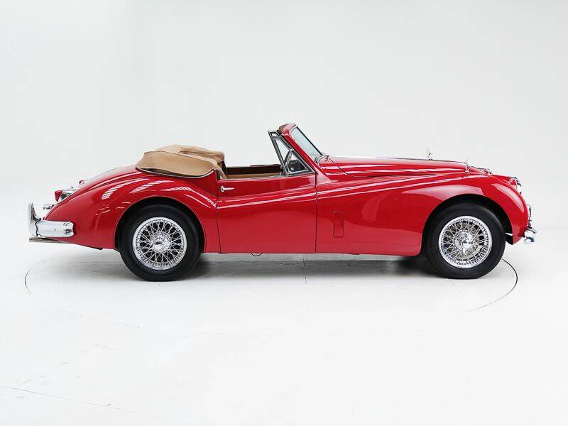 Imagen 9/15 de Jaguar XK 140 DHC (1957)