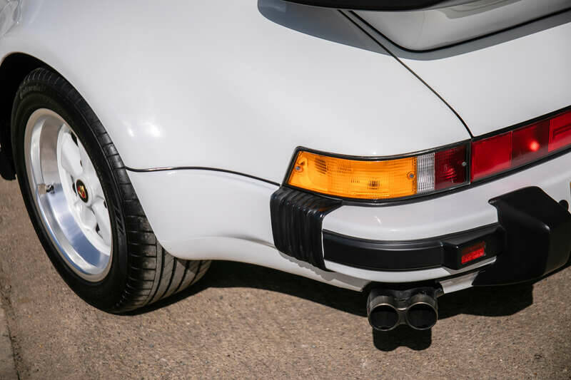 Bild 39/44 von Porsche 911 Turbo 3.3 (1986)