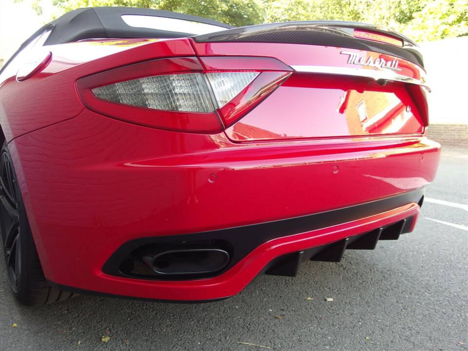 Image 20/99 of Maserati GranCabrio Sport (2015)