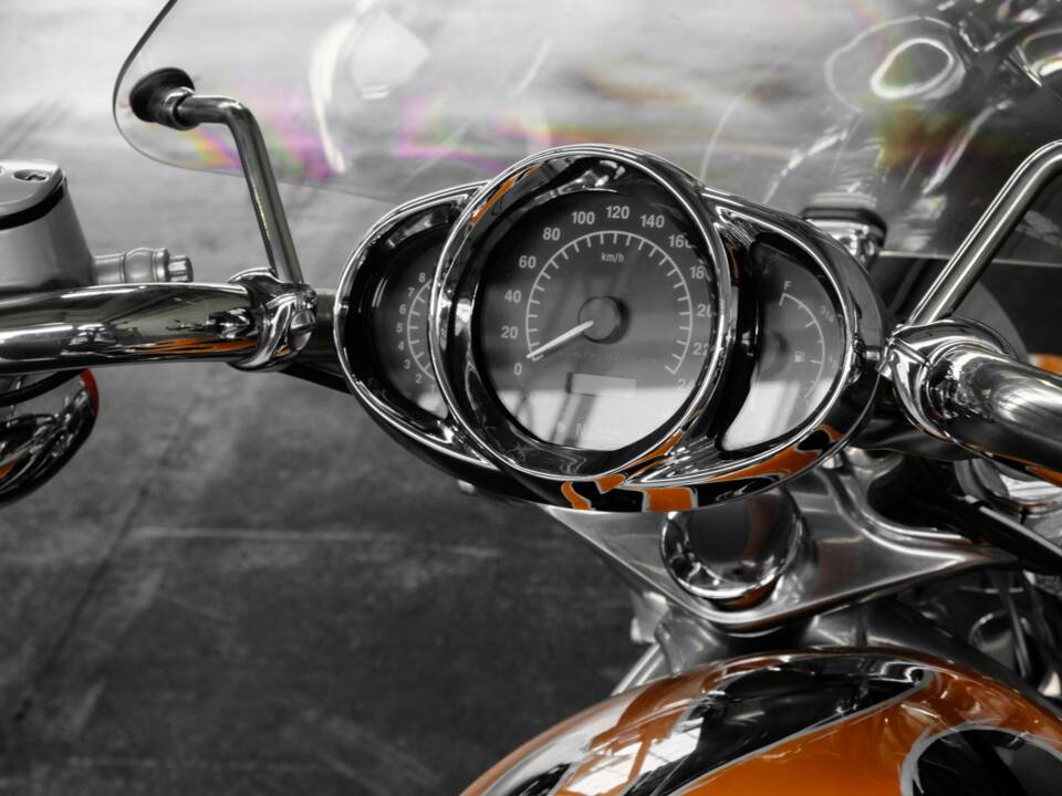 Immagine 11/18 di Harley-Davidson DUMMY (2004)