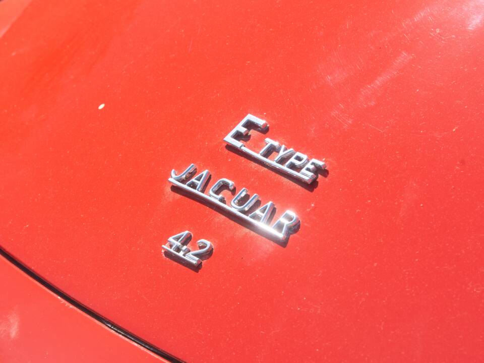 Image 20/50 de Jaguar Type E (2+2) (1969)