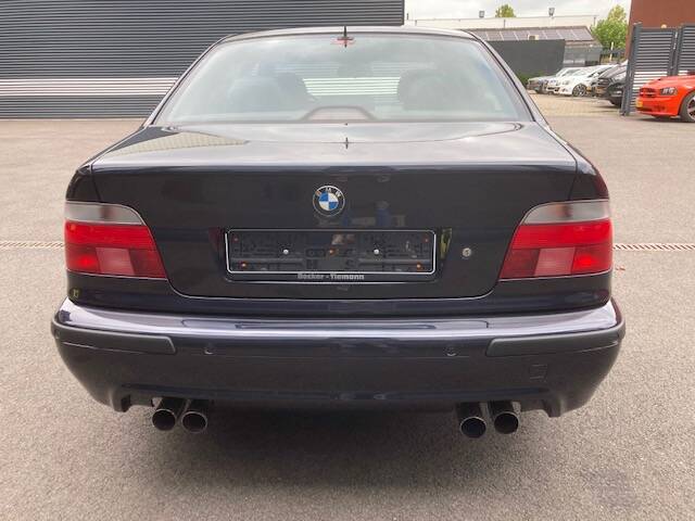 Image 4/28 of BMW M5 (1999)