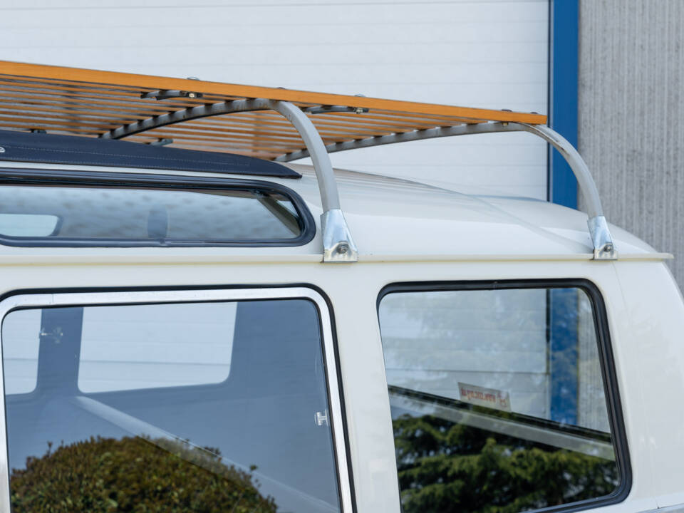 Image 29/89 de Volkswagen T1 Samba (1966)