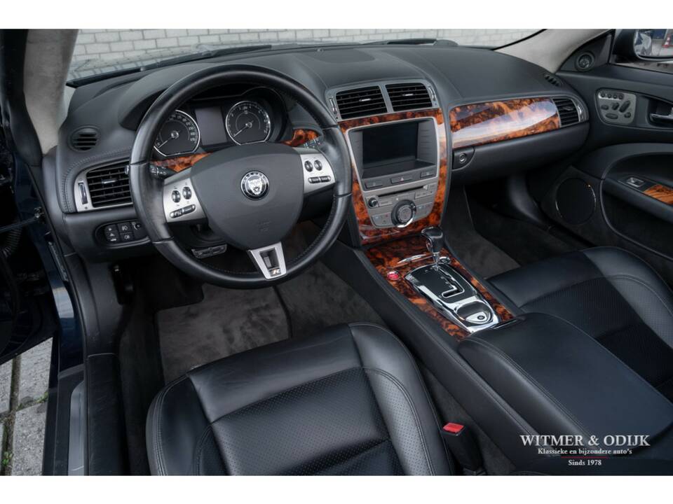Bild 5/29 von Jaguar XKR (2008)