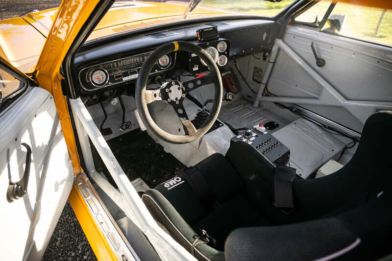 Image 2/50 of Ford Mustang Notchback (1965)