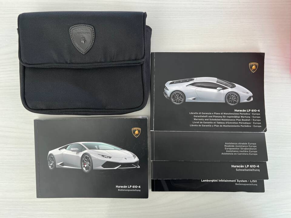 Image 13/15 of Lamborghini Huracán LP 610-4 (2014)