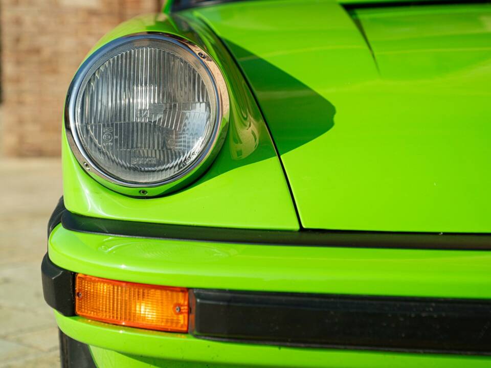 Image 24/50 de Porsche 911 Carrera 2.7 (1974)