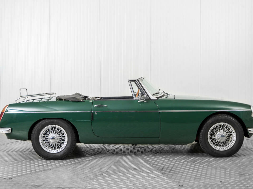 Image 10/50 de MG MGB (1967)