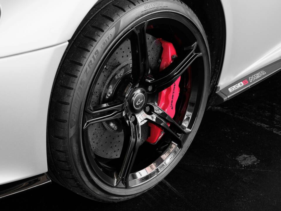 Bild 44/50 von McLaren 650S Spider (2016)