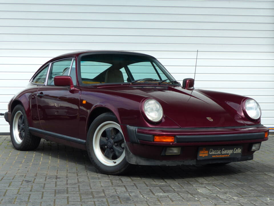 Image 2/16 of Porsche 911 SC 3.0 (1978)