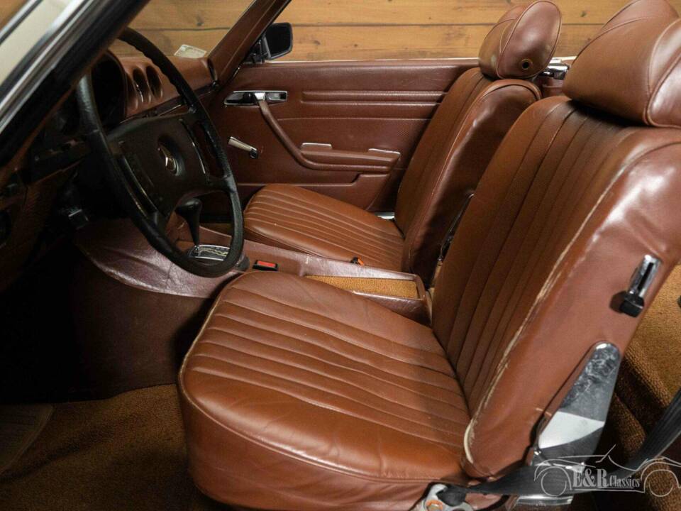 Image 10/19 de Mercedes-Benz 350 SL (1972)