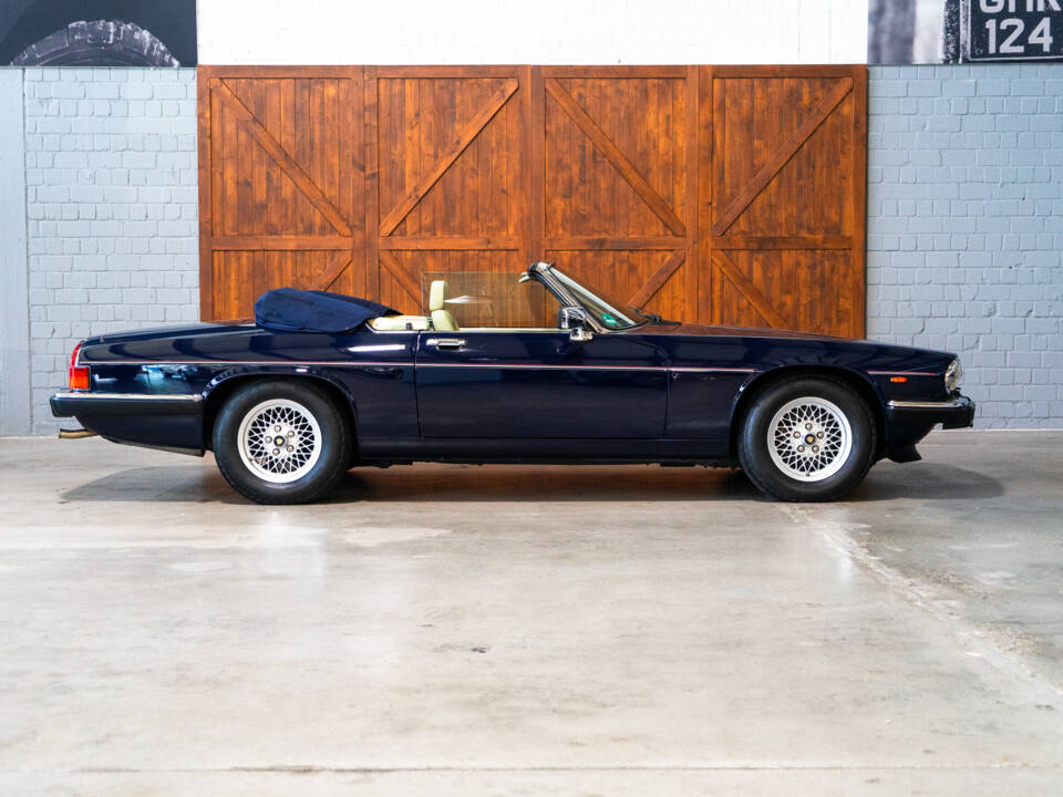 Immagine 3/4 di Jaguar XJS 5.3 V12 (1988)