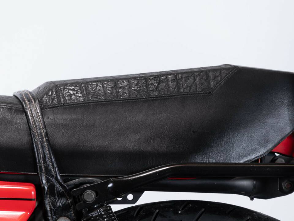 Bild 17/50 von Moto Guzzi DUMMY (1980)