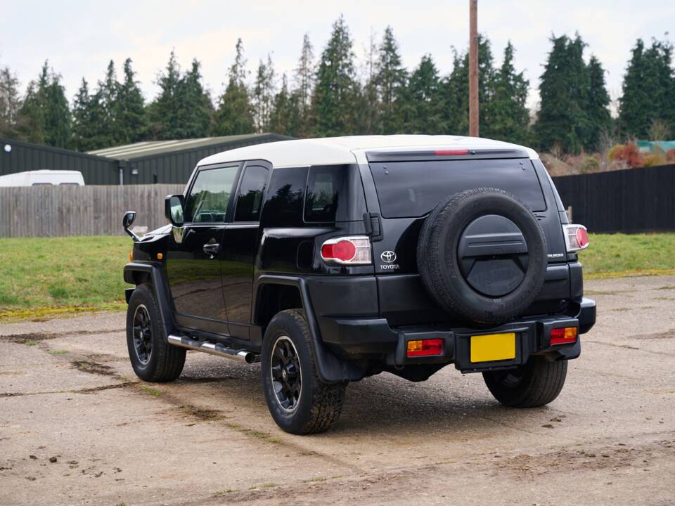 Immagine 44/49 di Toyota FJ Cruiser (2013)