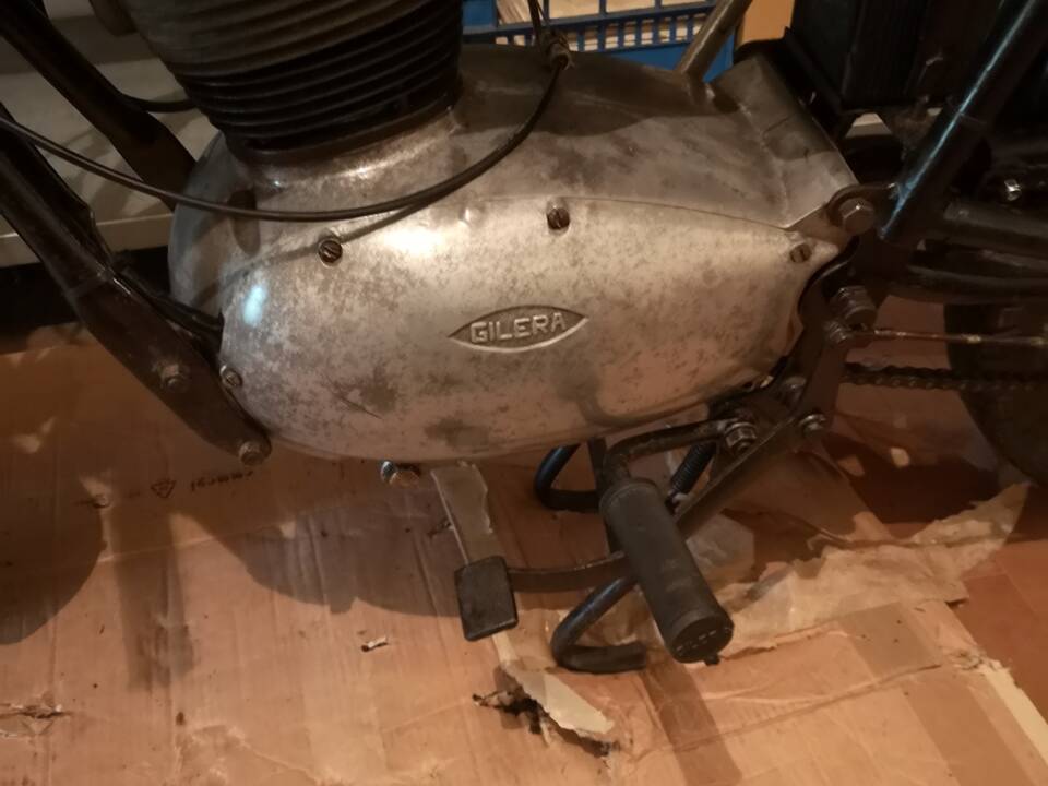 Bild 50/50 von Gilera 150 Sport (1952)