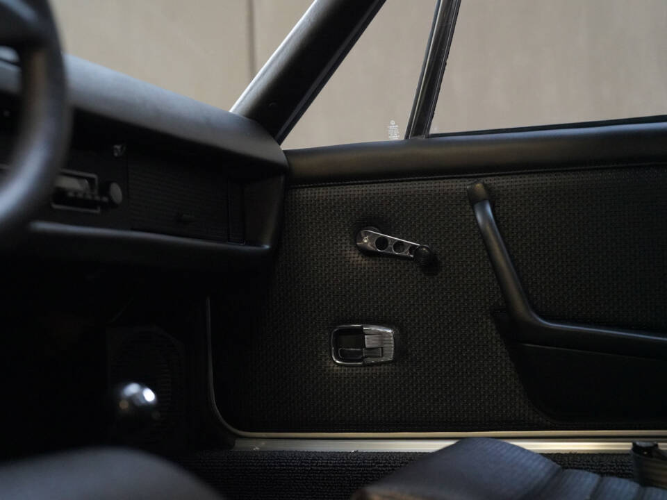 Image 30/99 de Porsche 914&#x2F;4 1.7 (1970)