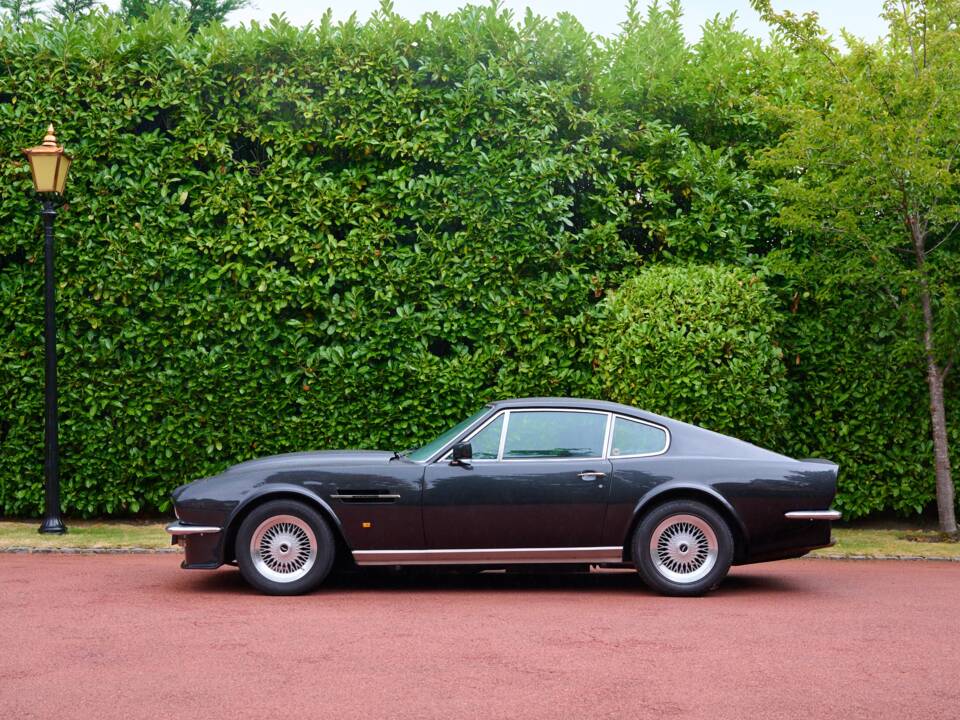 Image 29/48 de Aston Martin V8 Zagato Vantage X-Pack (1990)