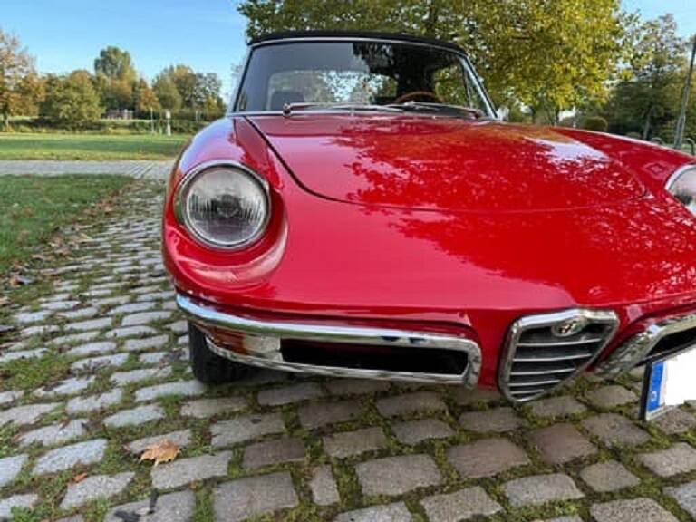 Image 2/6 of Alfa Romeo 1300 Spider Junior (1968)