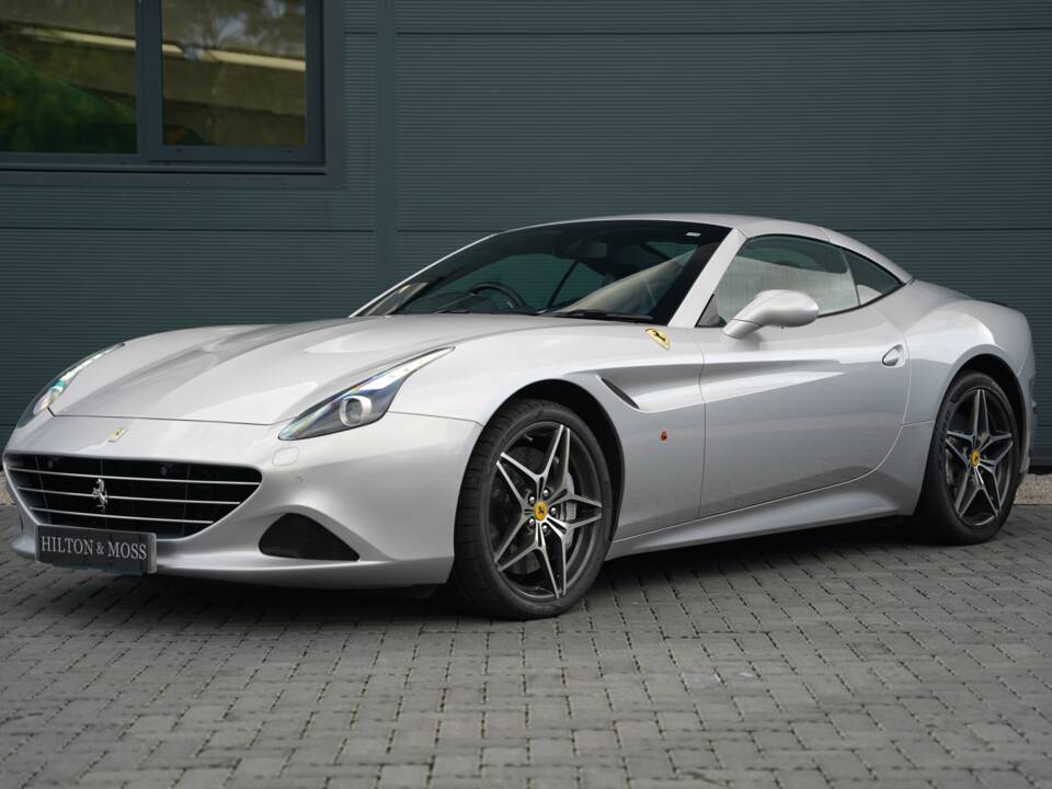 Bild 4/50 von Ferrari California T (2015)
