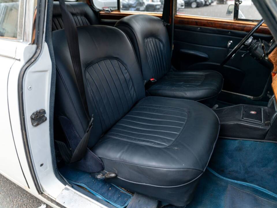 Image 8/15 de Jaguar Mk II 3.4 (1964)