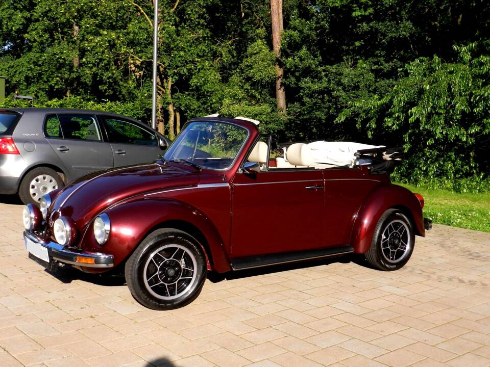 Image 13/54 de Volkswagen Beetle 1303 LS (1978)