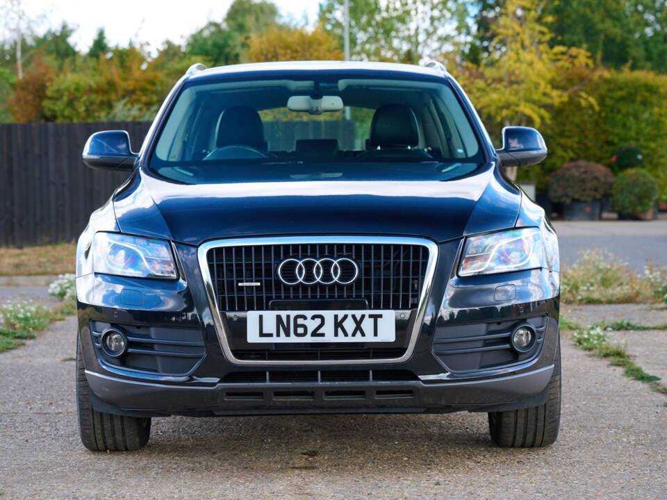 Bild 6/50 von Audi Q5 3.2 FSI (2013)