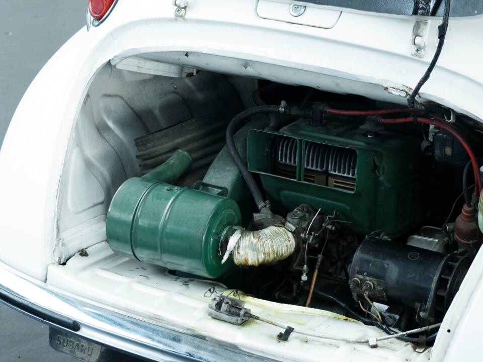 Image 43/48 of Subaru 360 (1970)