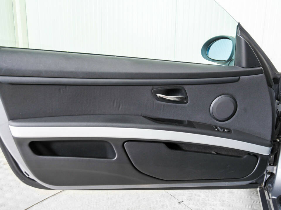 Imagen 34/50 de BMW 325i (2007)