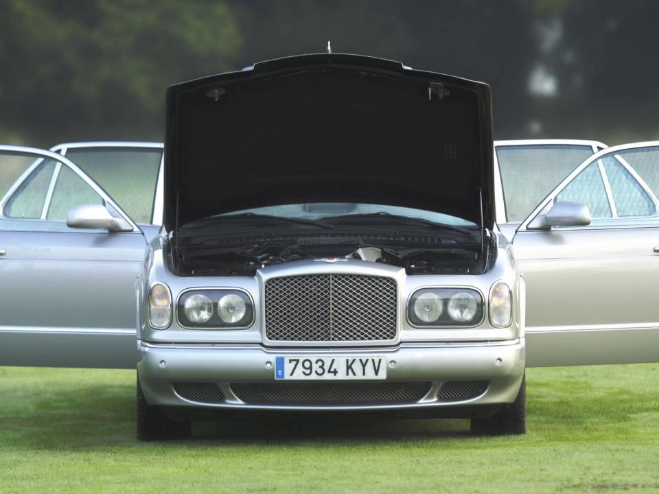 Afbeelding 17/50 van Bentley Arnage Red Label (2002)