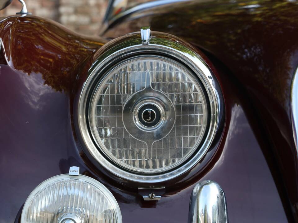 Immagine 31/50 di Jaguar XK 150 SE DHC (1958)