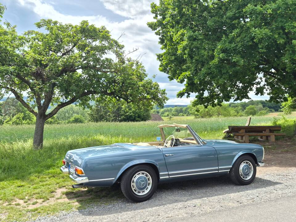 Bild 2/16 von Mercedes-Benz 280 SL (1970)