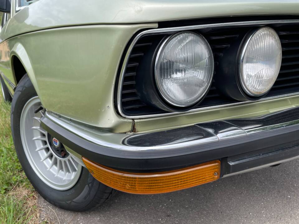 Image 20/100 de BMW 528i (1980)