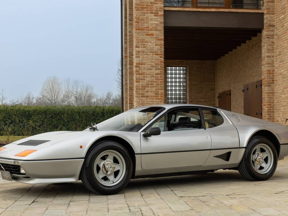 Bild 2/50 von Ferrari 512 BBi (1982)