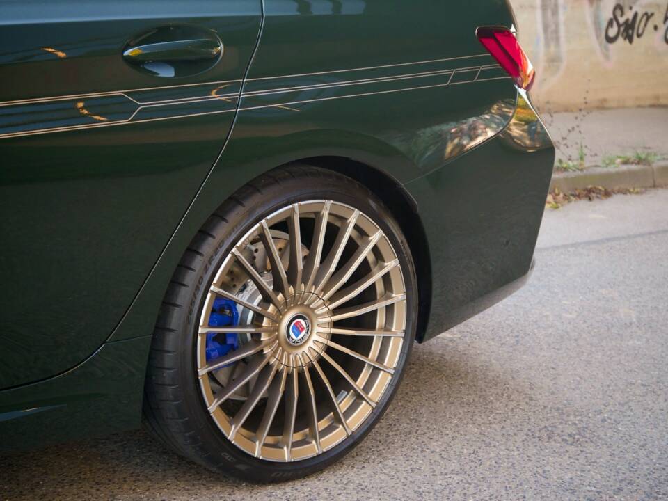 Image 14/49 of ALPINA B3 GT (1900)