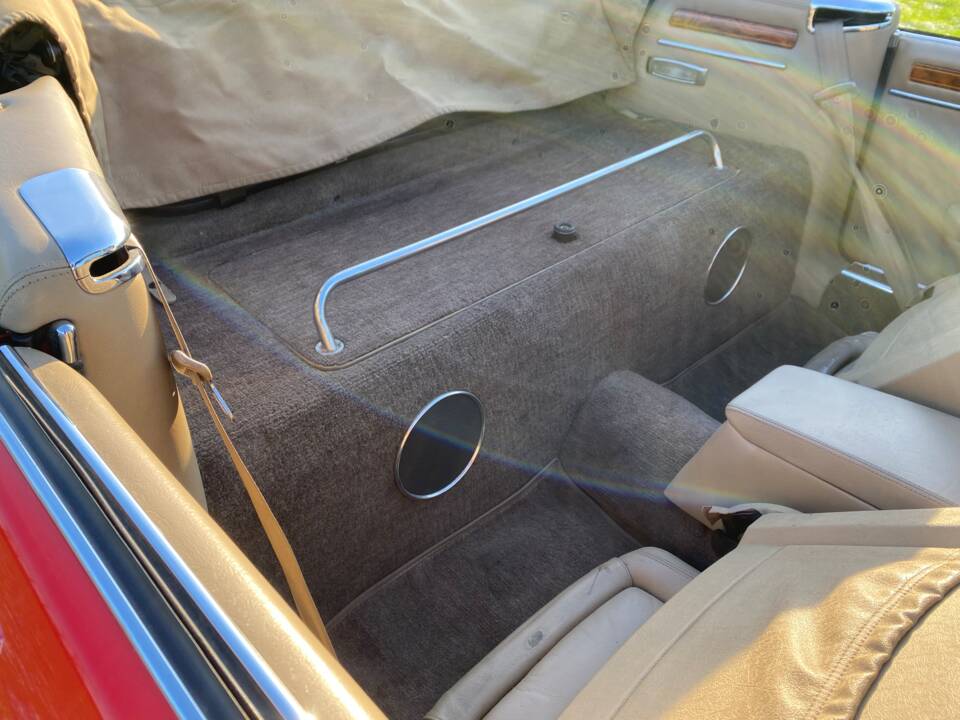 Image 14/30 of Jaguar XJS 5.3 V12 (1992)