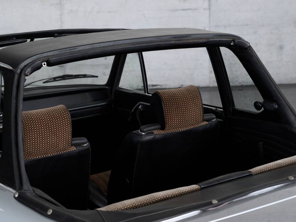Bild 19/50 von BMW 2002 Baur (1972)