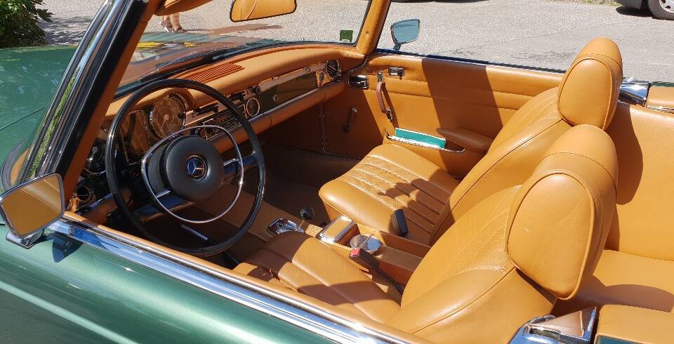 Image 7/7 of Mercedes-Benz 280 SL (1969)
