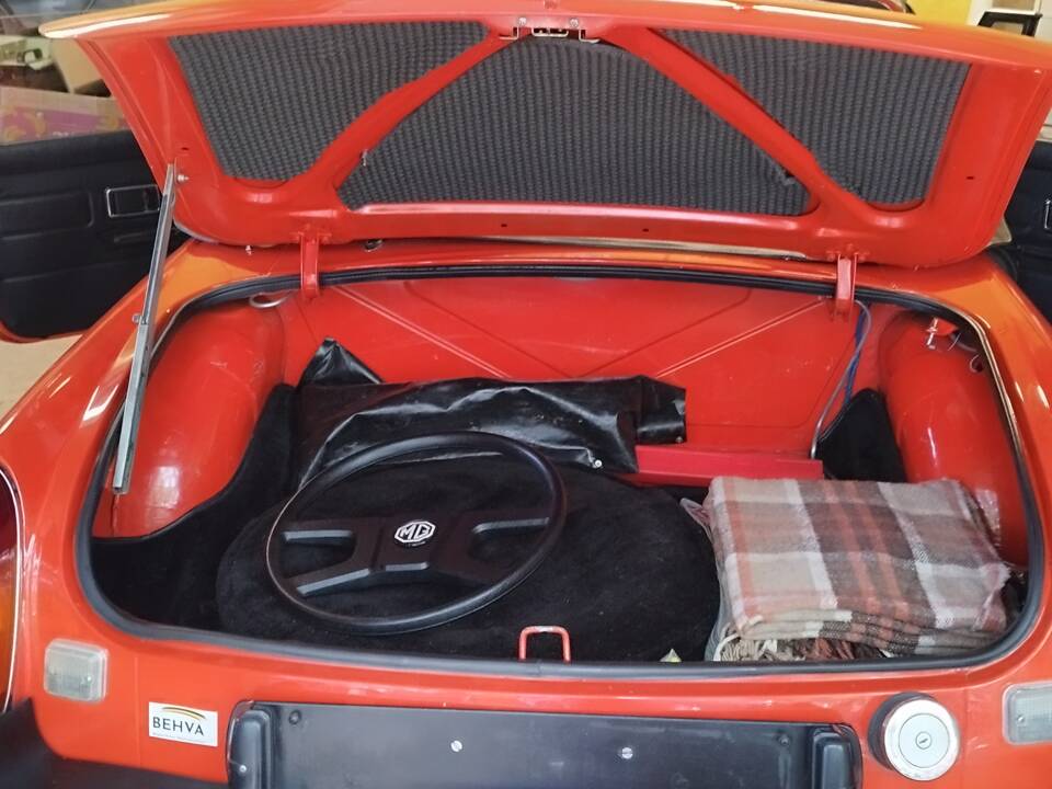 Bild 4/6 von MG MGB (1977)