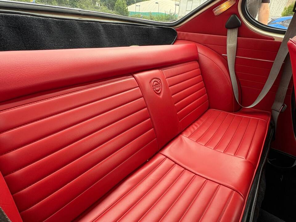 Bild 38/46 von Volvo 1800 S (1967)