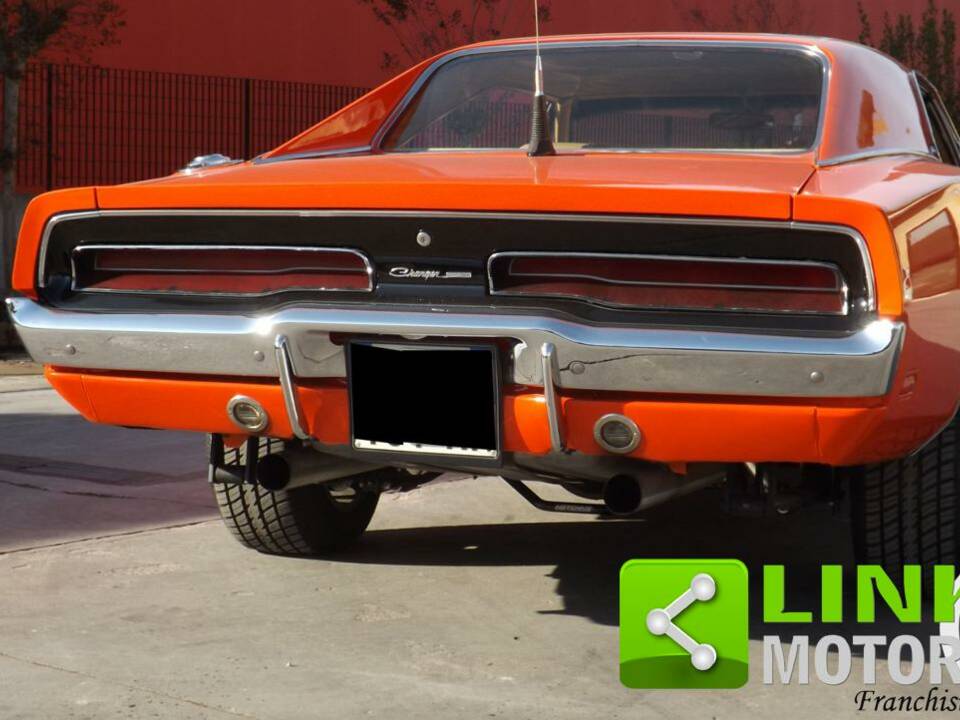 Image 4/10 de Dodge Charger R&#x2F;T 440 (1969)