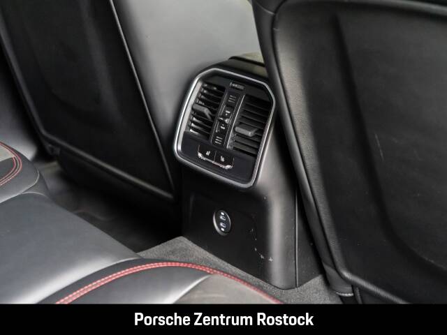 Image 16/33 of Porsche Macan GTS (2022)